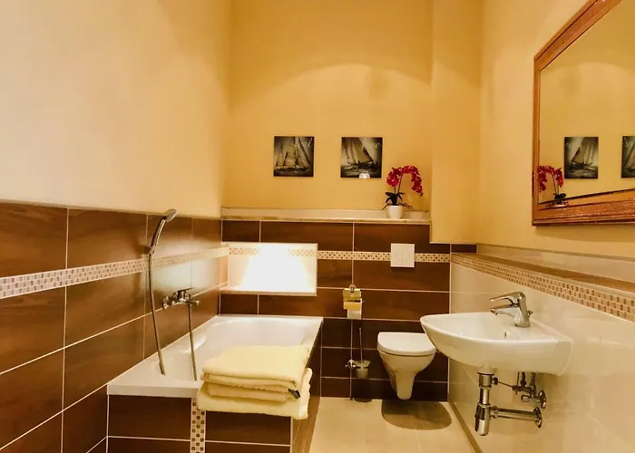 Apartamento Mediterrane Luxusferienwohnung 5, Berlin- Köpenick, Am Müggelsee Berlín