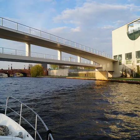 Mediterrane Luxusferienwohnung 5, Berlin- Koepenick, Am Mueggelsee Apartamento *